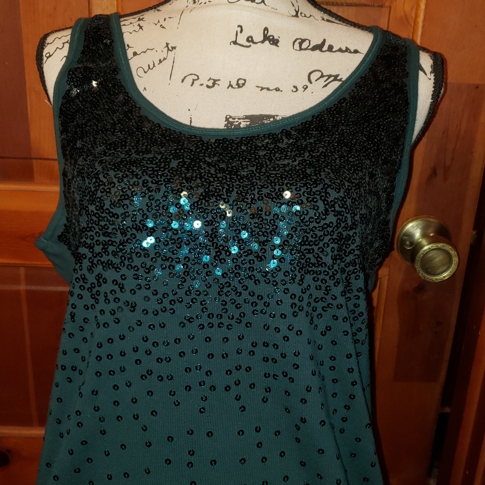💙3/$25💙"Lane Bryant" emerald tank top - Picture 2 of 4